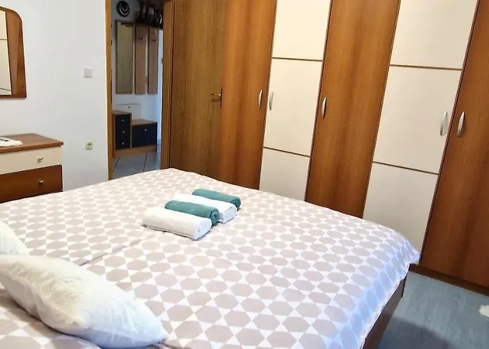 Apartman Pinezic *