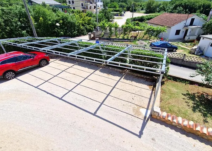 Appartamento Pinezic Skrbčići