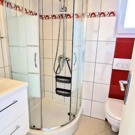 Apartman Pinezic *